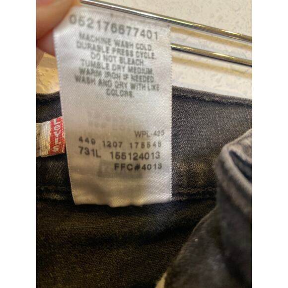 Levi’s Perfectly Slimming Bootcut 512 Sz 10M Distressed Cotton Stretchy Charcoal - Picture 10 of 16